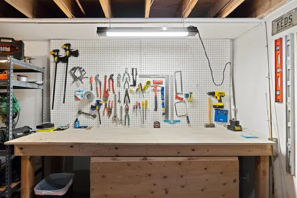 $575,000 | 1 Seekins Drive, Bath, ME 04530