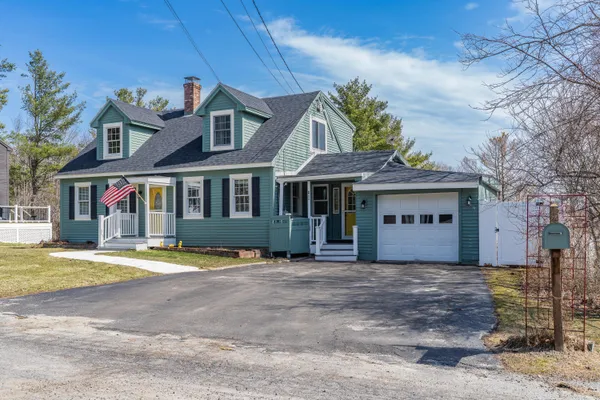 $575,000 | 1 Seekins Drive, Bath, ME 04530