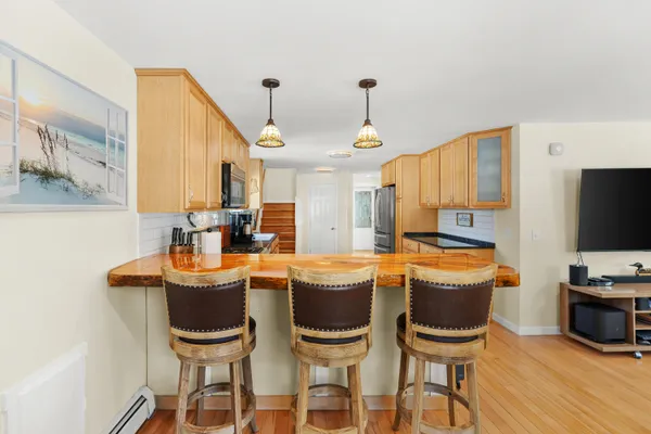 $575,000 | 1 Seekins Drive, Bath, ME 04530