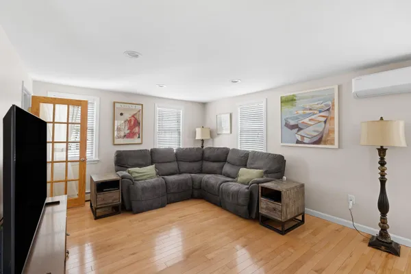 $575,000 | 1 Seekins Drive, Bath, ME 04530