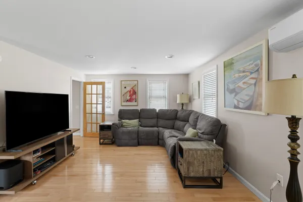 $575,000 | 1 Seekins Drive, Bath, ME 04530