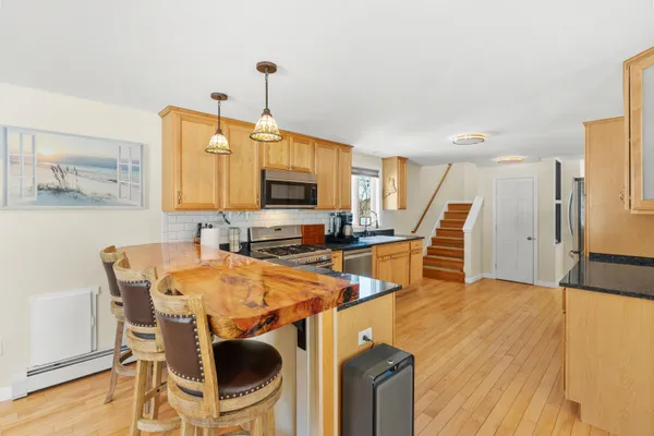 $575,000 | 1 Seekins Drive, Bath, ME 04530