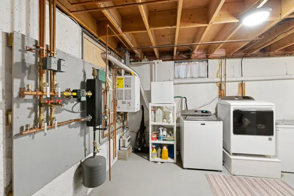 $575,000 | 1 Seekins Drive, Bath, ME 04530