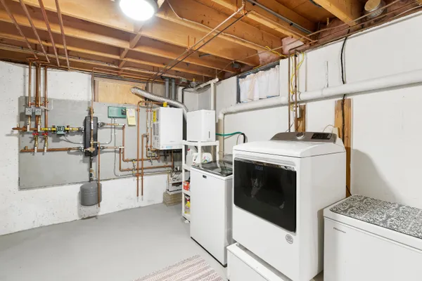$575,000 | 1 Seekins Drive, Bath, ME 04530