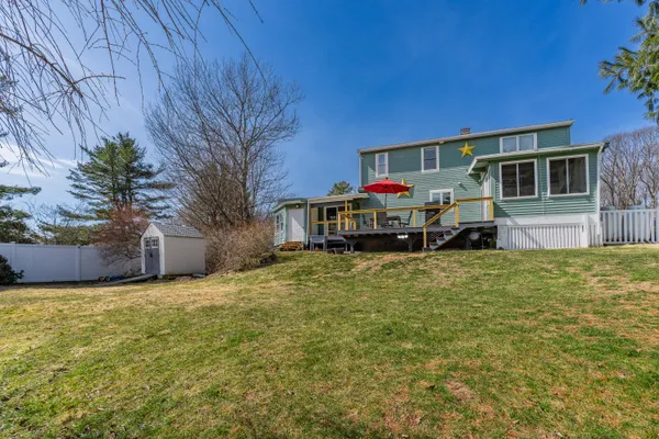 $575,000 | 1 Seekins Drive, Bath, ME 04530