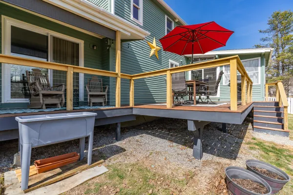 $575,000 | 1 Seekins Drive, Bath, ME 04530