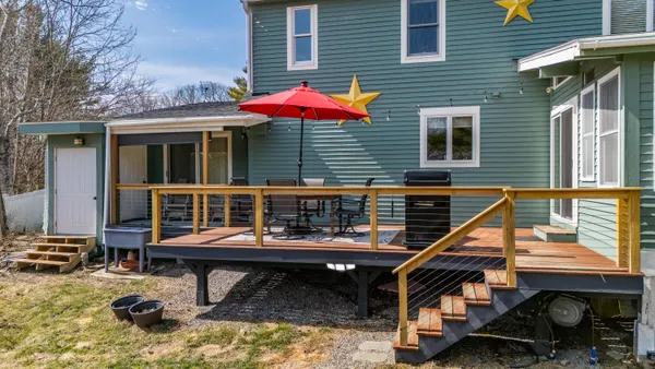 $575,000 | 1 Seekins Drive, Bath, ME 04530