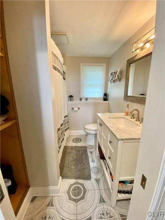 1721 Hampton Road Bethlehem, PA 18020 - Photo 13 of 19 Gallery Image 13