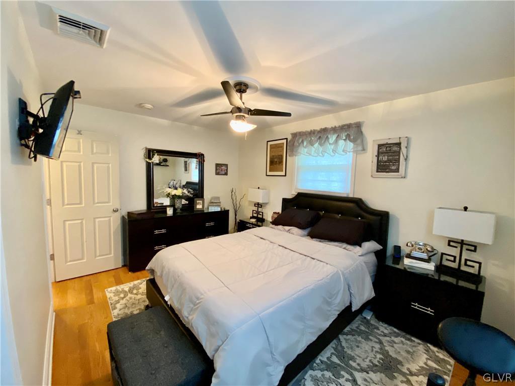 1721 Hampton Road Bethlehem, PA 18020 - Photo 17 of 19 Gallery Image 17