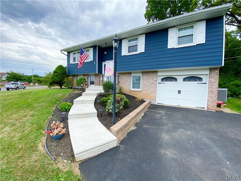1721 Hampton Road Bethlehem, PA 18020 - Photo 4 of 19 Gallery Image 4