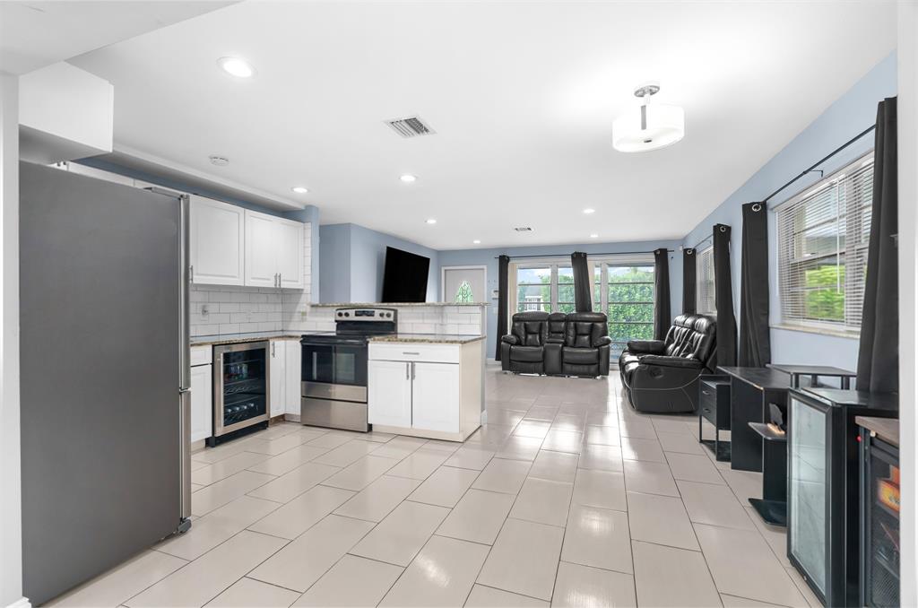 1475 7th Street West Palm Beach, FL 33401 - Photo 13 of 32