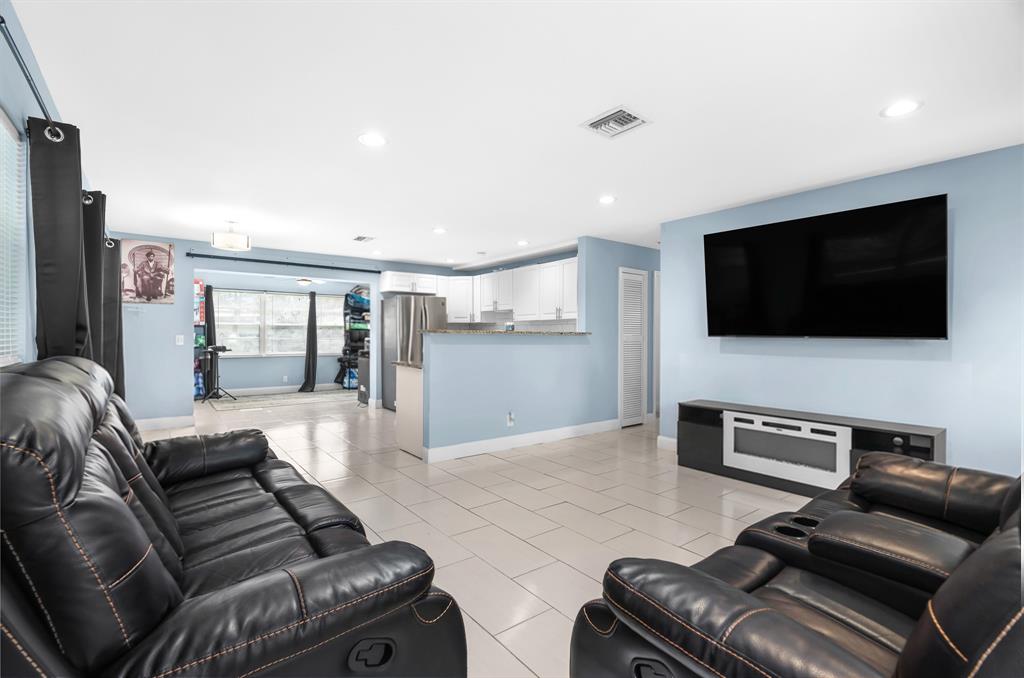 1475 7th Street West Palm Beach, FL 33401 - Photo 17 of 32