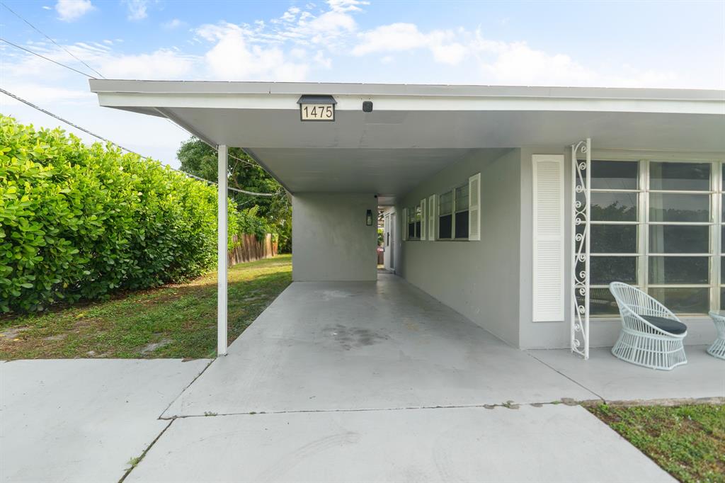 1475 7th Street West Palm Beach, FL 33401 - Photo 4 of 32