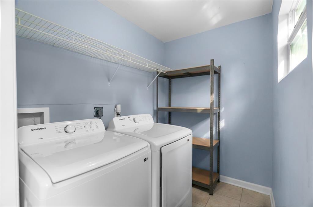 1475 7th Street West Palm Beach, FL 33401 - Photo 5 of 32