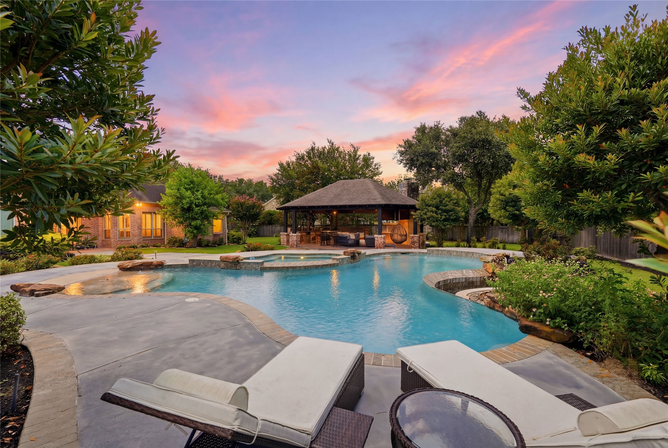 38 Highclere Park Drive Spring, TX 77379 - Photo 2 of 43 Enjoy the best backyard oasis in Gleannloch
