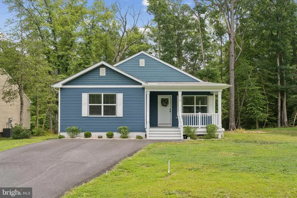 $2,150 | 16 Placid Road, Colonial Beach, VA 22443