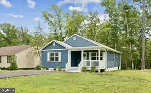 $2,150 | 16 Placid Road, Colonial Beach, VA 22443