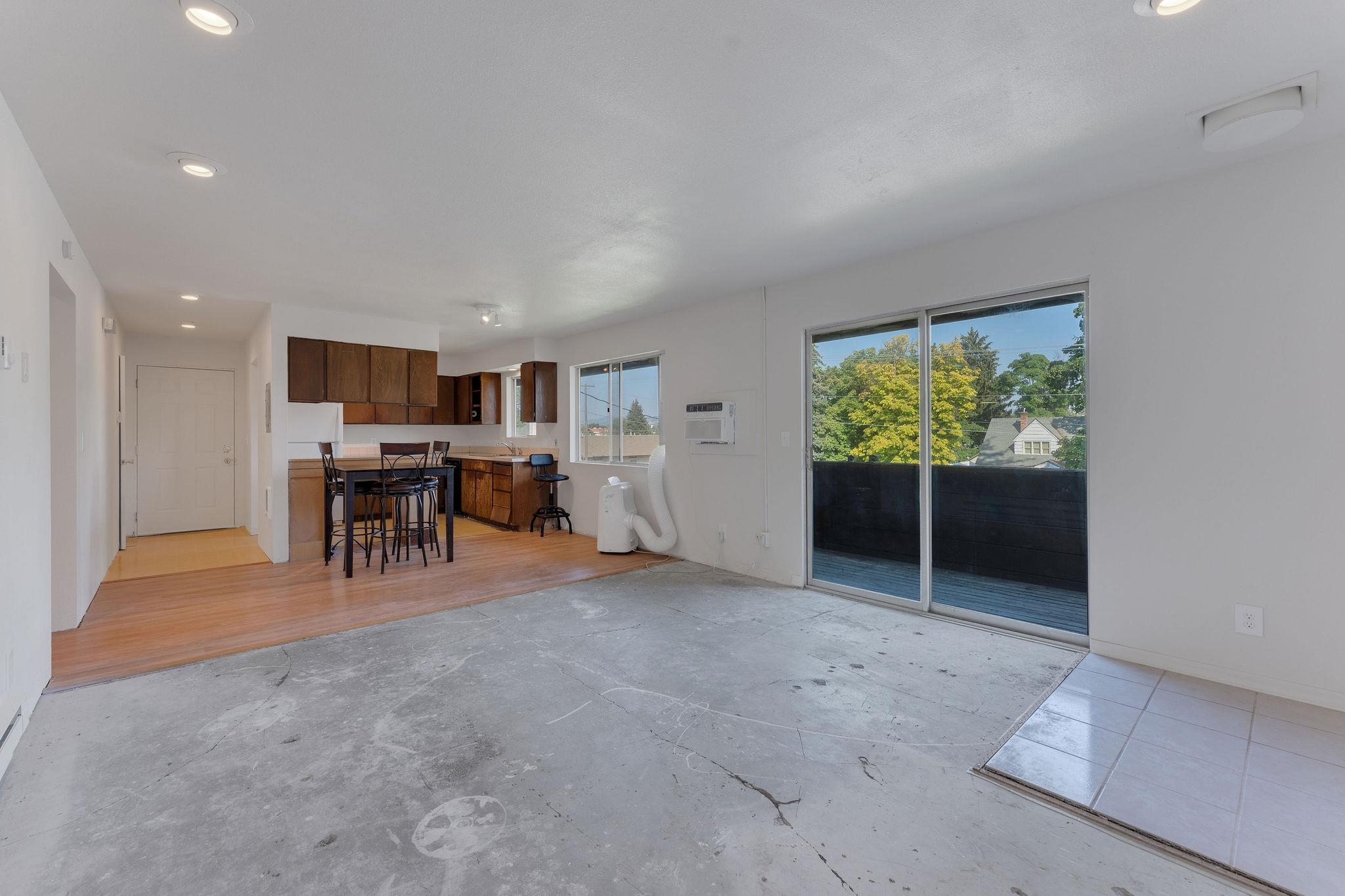 219 North University Road Spokane Valley, WA 99206 - Photo 14 of 49