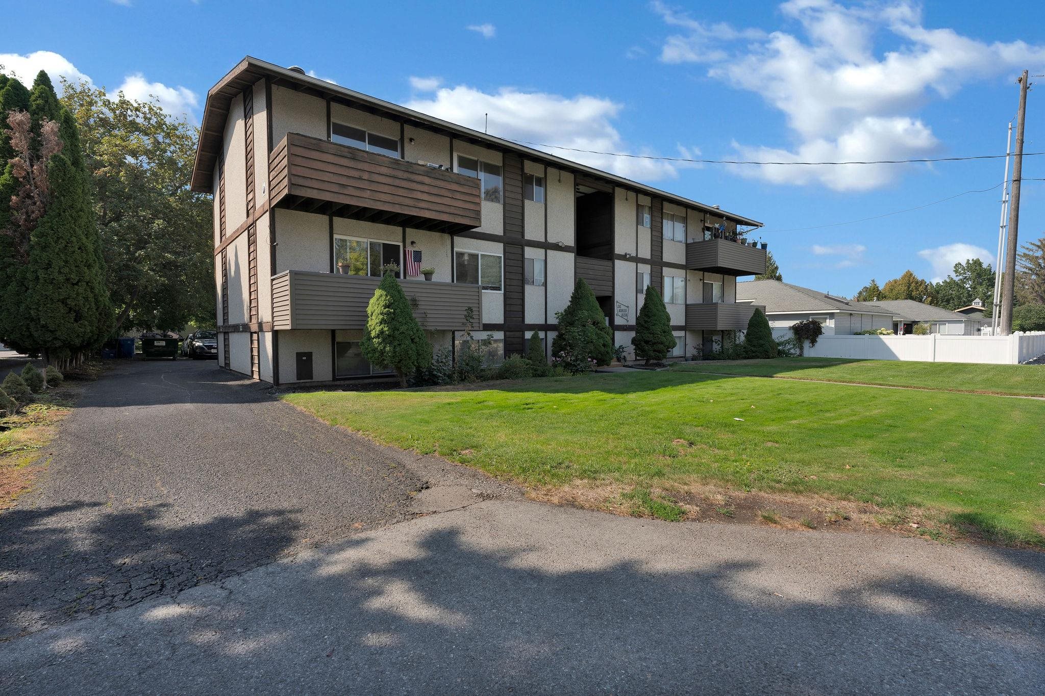 219 North University Road Spokane Valley, WA 99206 - Photo 3 of 49