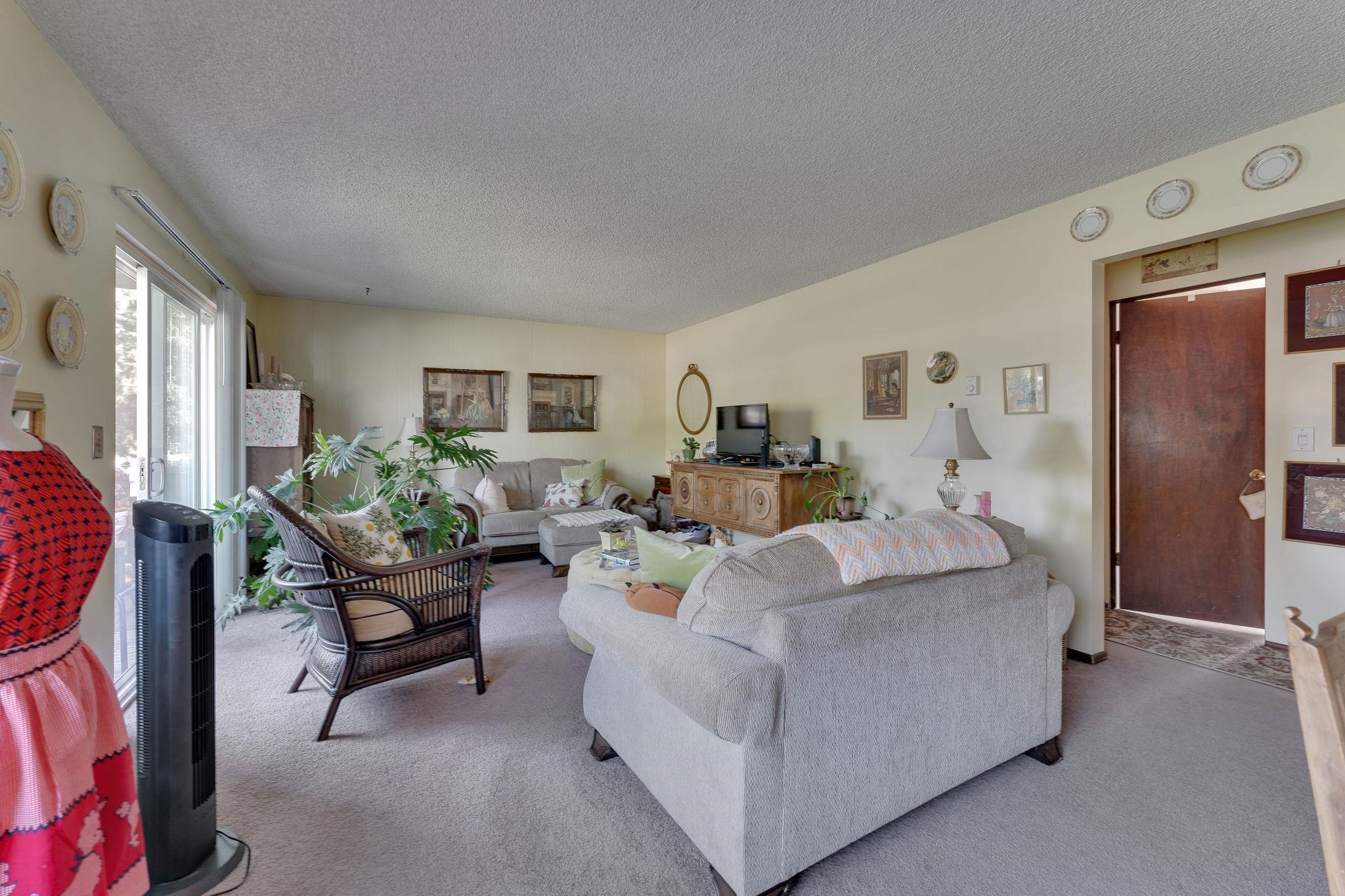 219 North University Road Spokane Valley, WA 99206 - Photo 35 of 49