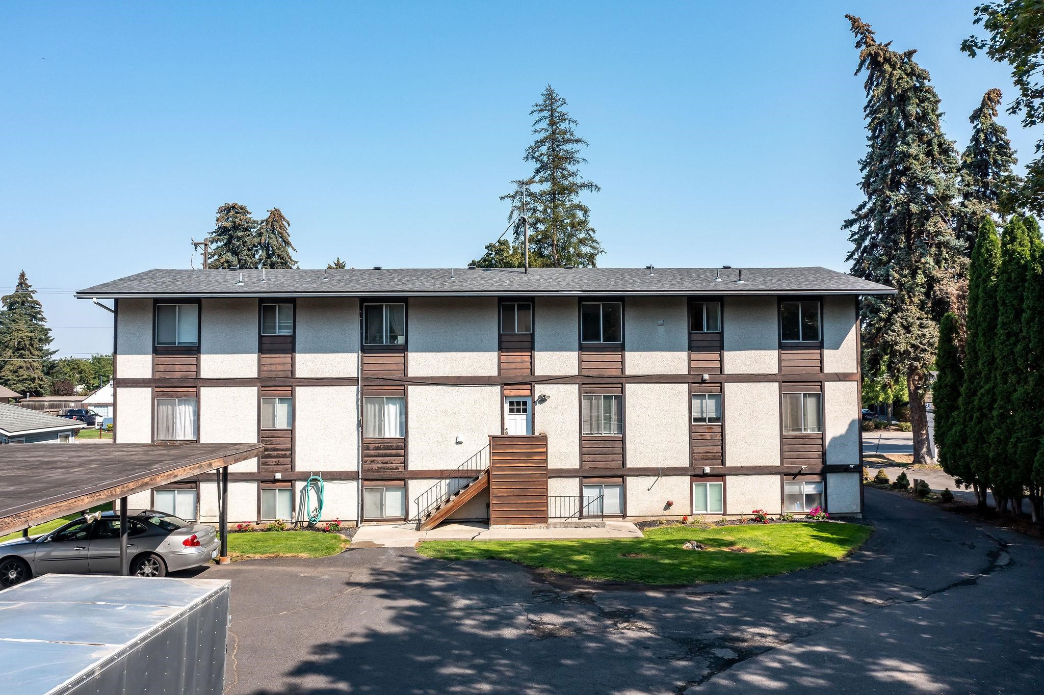 219 North University Road Spokane Valley, WA 99206 - Photo 9 of 49