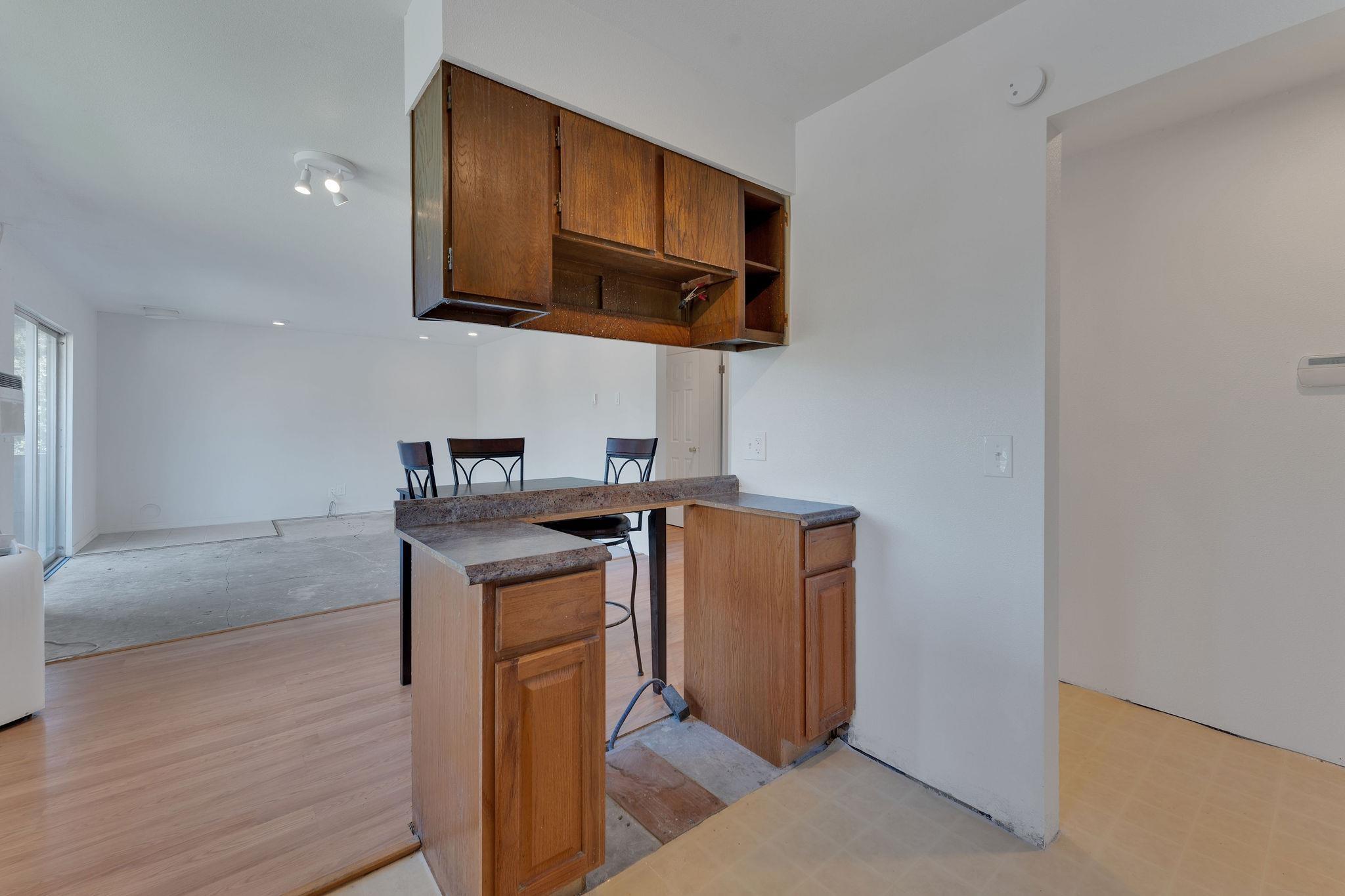 219 North University Road Spokane Valley, WA 99206 - Photo 10 of 49