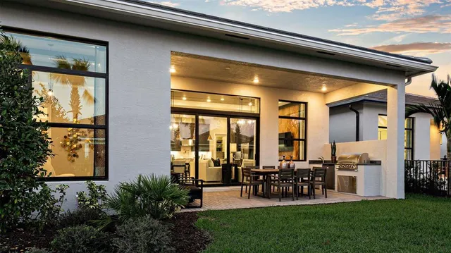 a view of outdoor space yard and patio