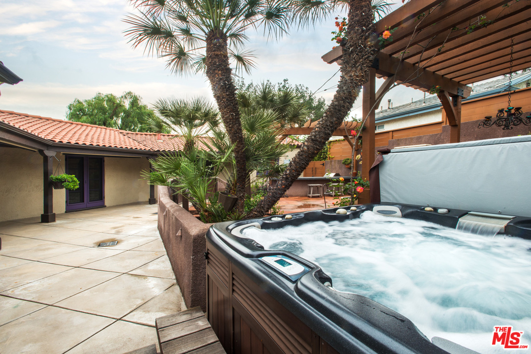 3937 Roderick Road Los Angeles, CA 90065 - Photo 26 of 28 a view of an outdoor space