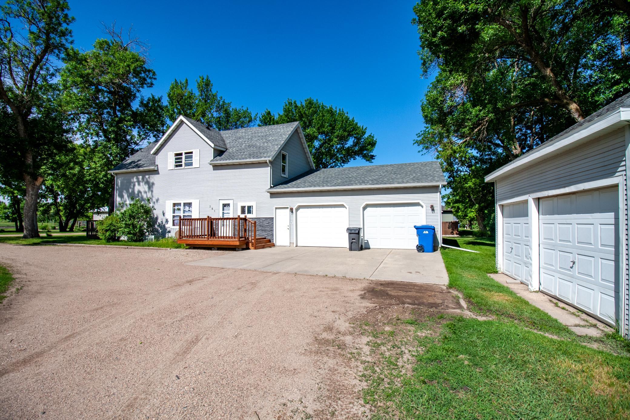 301 2nd Avenue Southwest Barnesville, MN 56514 - Photo 2 of 46