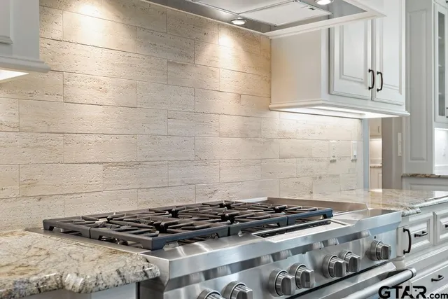 $1,395,000 | 7532 Northlake Drive, Tyler, TX 75703