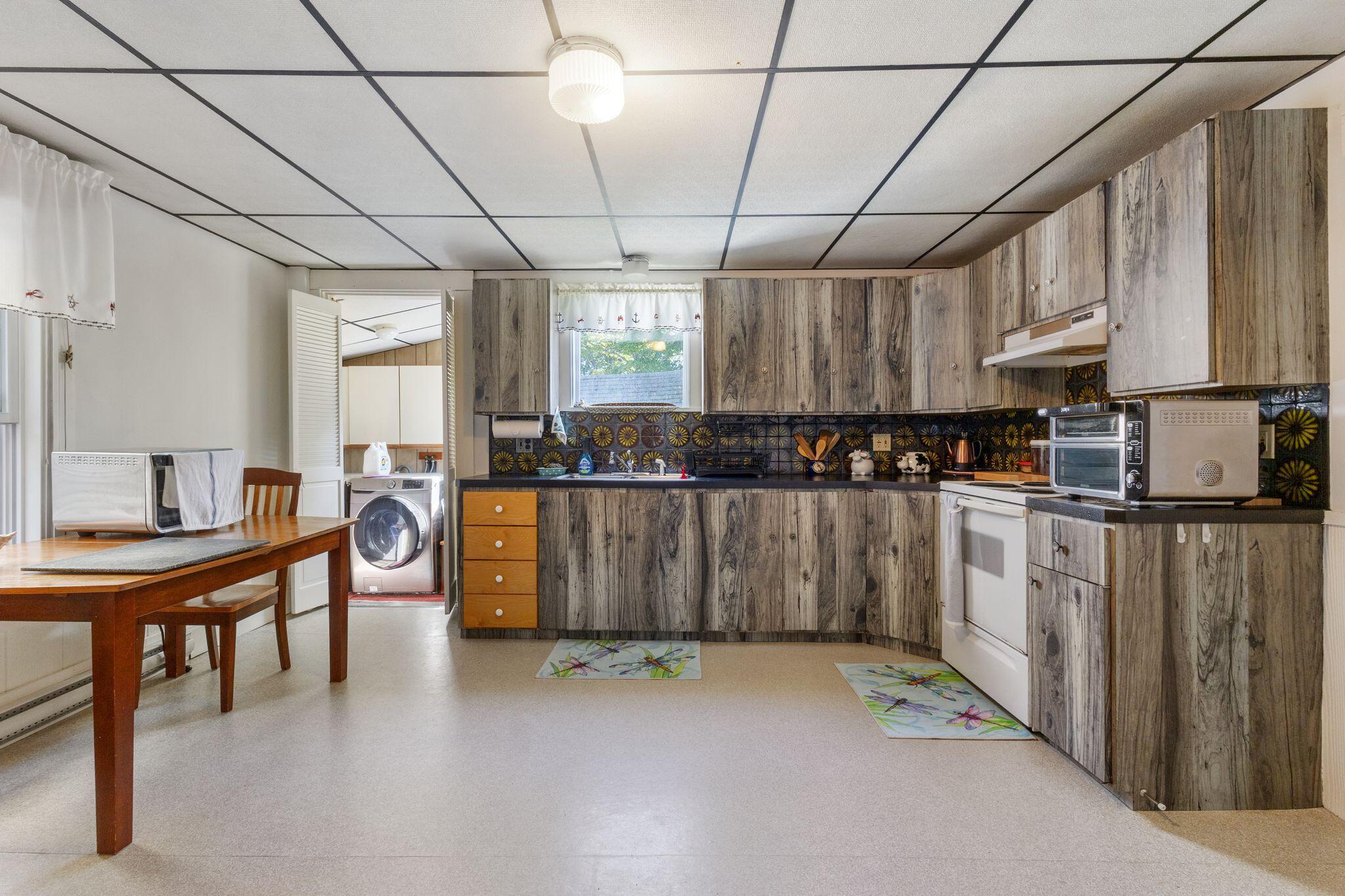 3-5 Central Avenue Old Orchard Beach, ME 04064 - Photo 13 of 55 3_Central_Ave_25