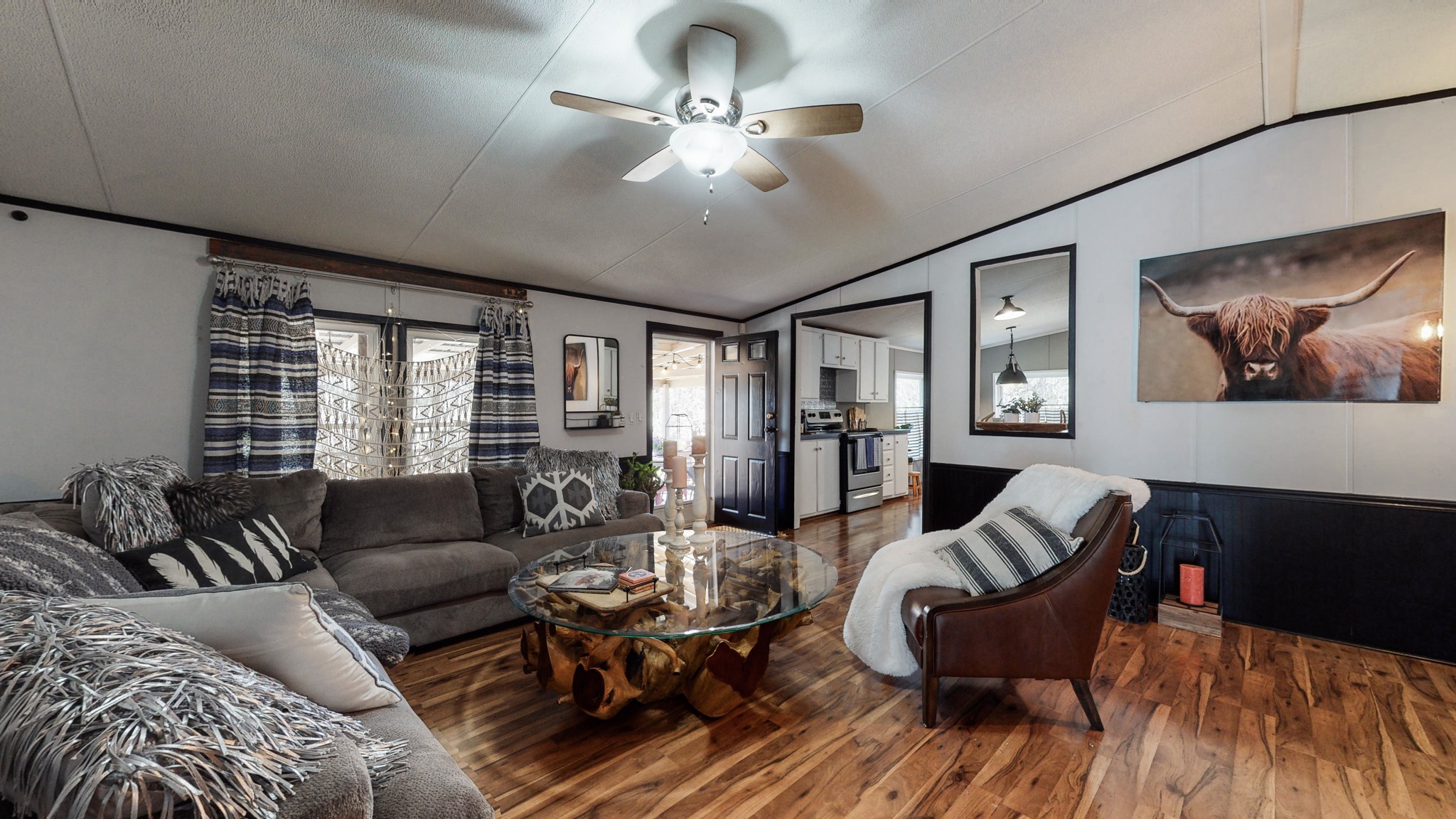 4010 A Trinity Road Franklin, TN 37067 - Photo 8 of 28 a living room with furniture and a large window