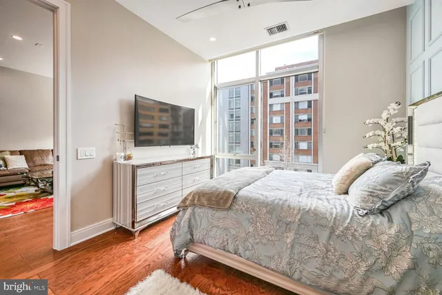 $949,500 | 1177 22nd Street Northwest, Unit 4H, Washington, DC 20037