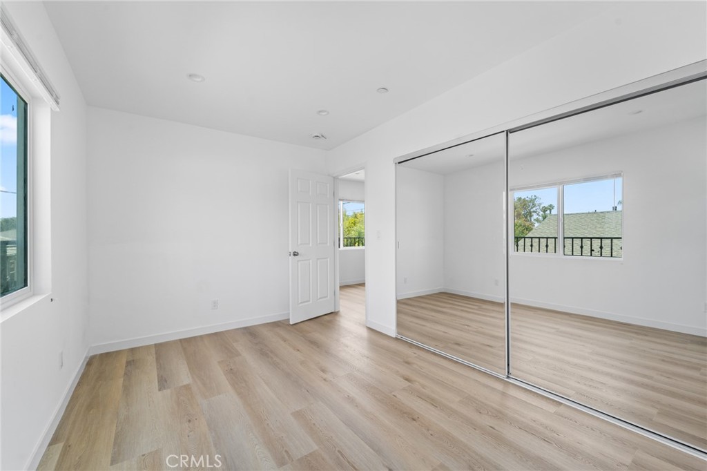 18656 Runnymede Street Reseda, CA 91335 - Photo 29 of 58