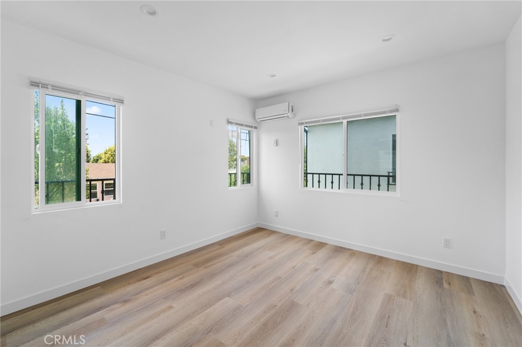 18656 Runnymede Street Reseda, CA 91335 - Photo 30 of 58