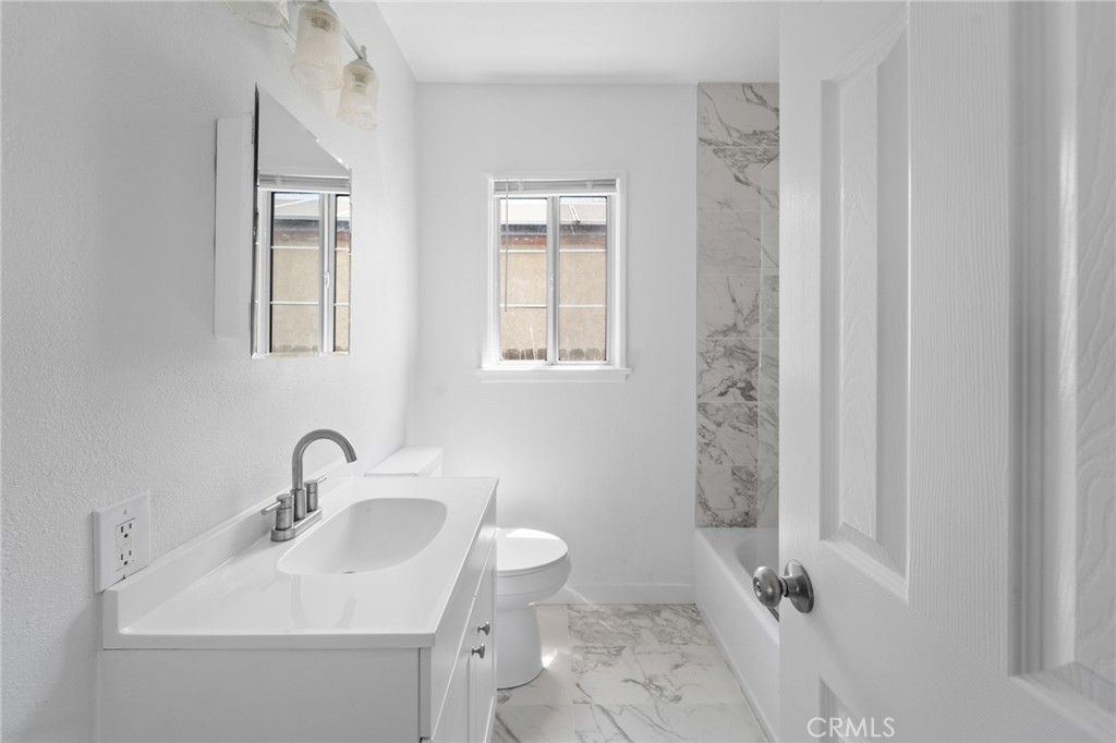 18656 Runnymede Street Reseda, CA 91335 - Photo 54 of 58