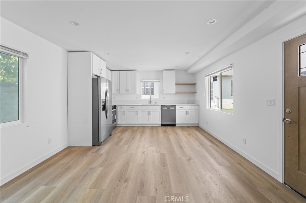 18656 Runnymede Street Reseda, CA 91335 - Photo 9 of 58