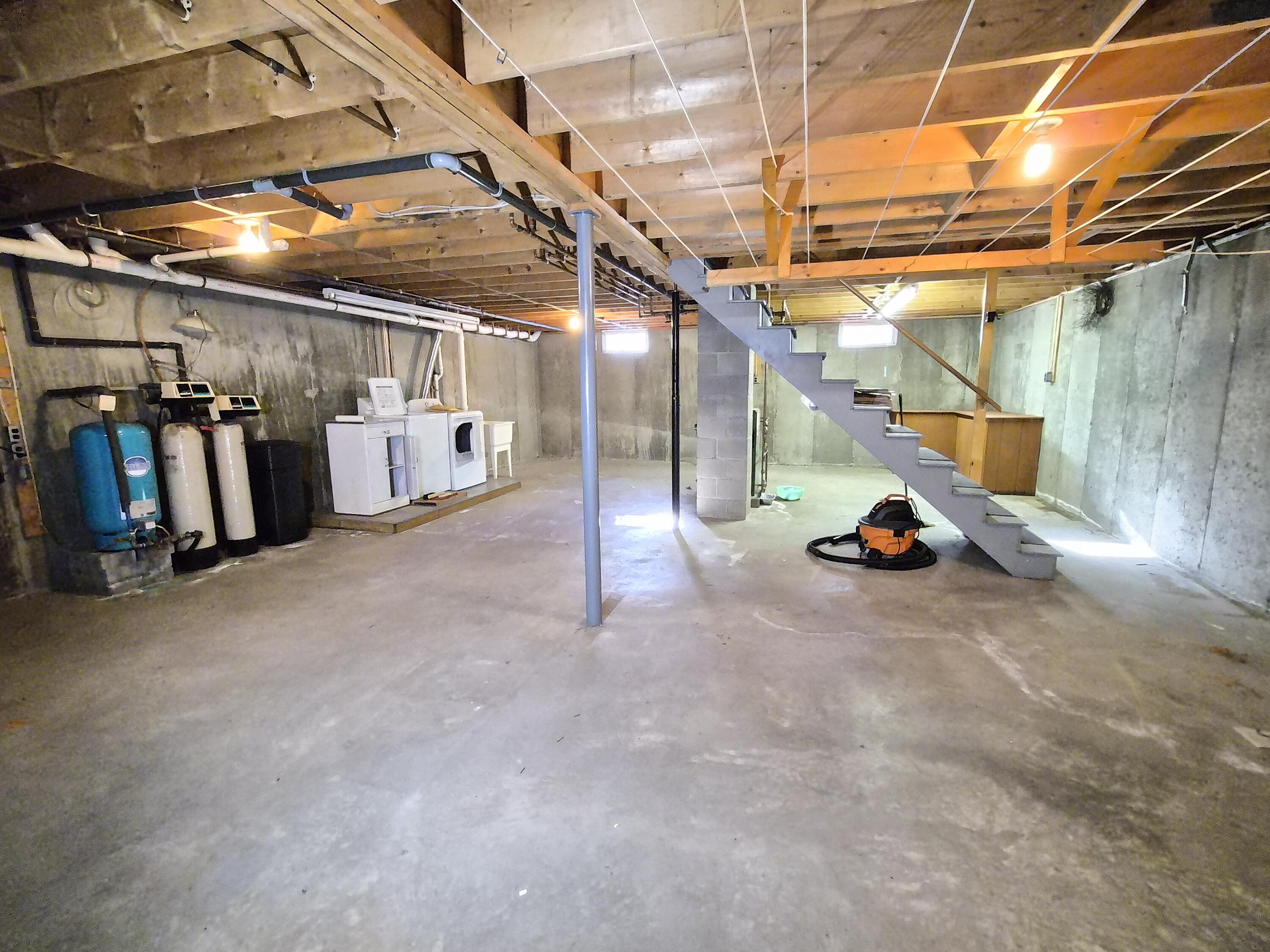 252 Maple Avenue Farmington, ME 04938 - Photo 50 of 62 20260216_142545