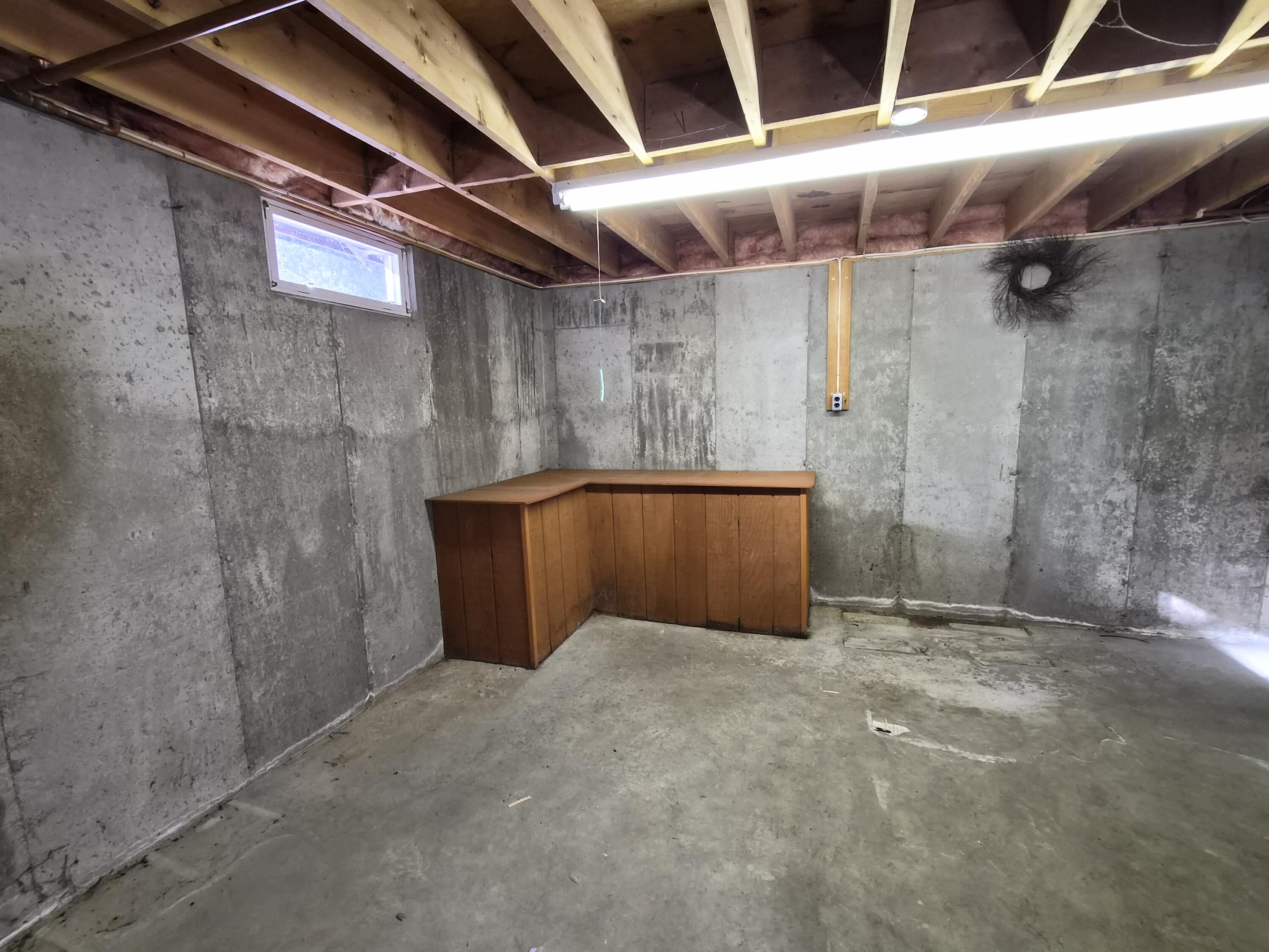 252 Maple Avenue Farmington, ME 04938 - Photo 51 of 62 20260216_142629