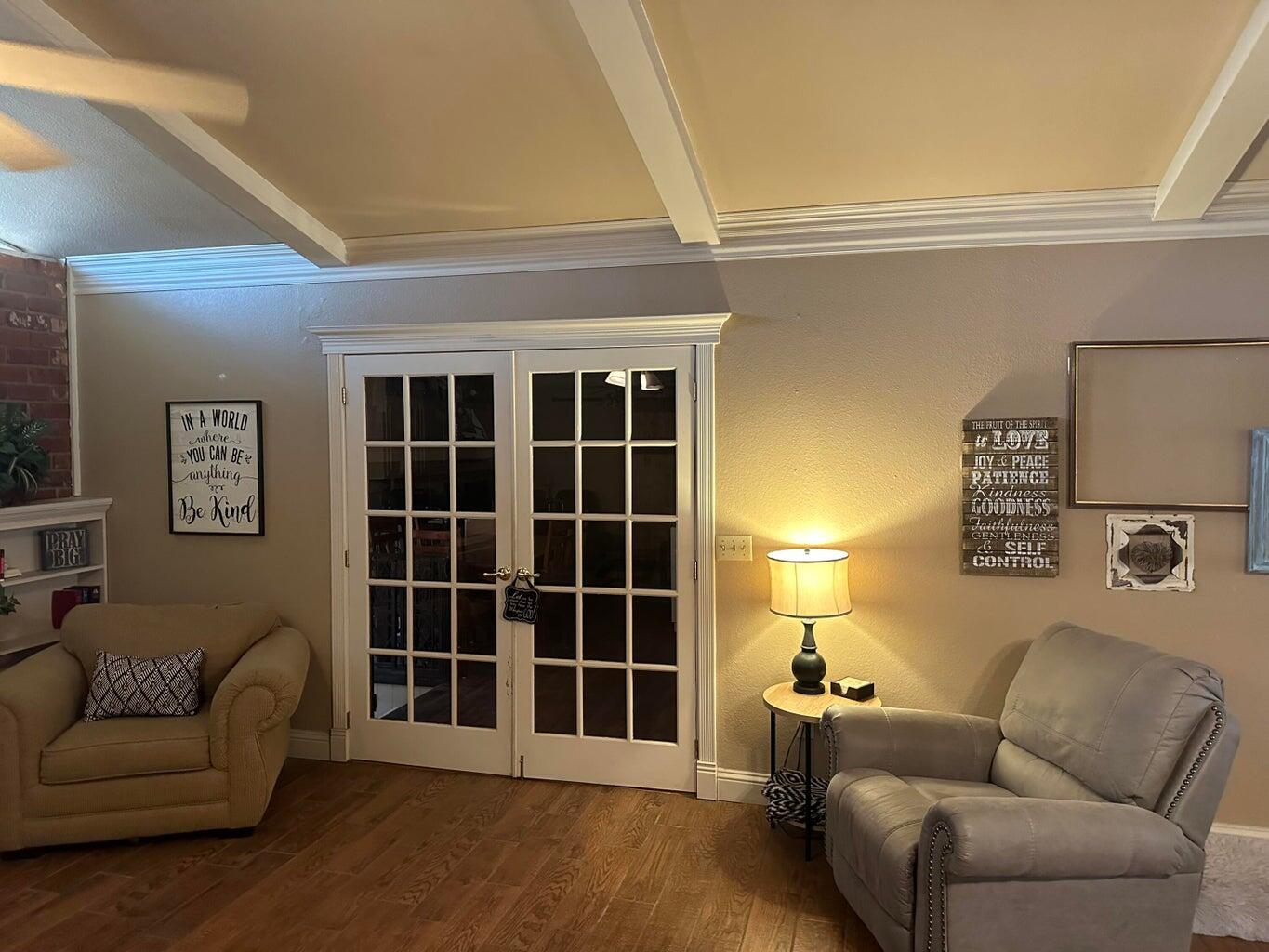 1111 Holliday Drive Plainview, TX 79072 - Photo 5 of 24 5