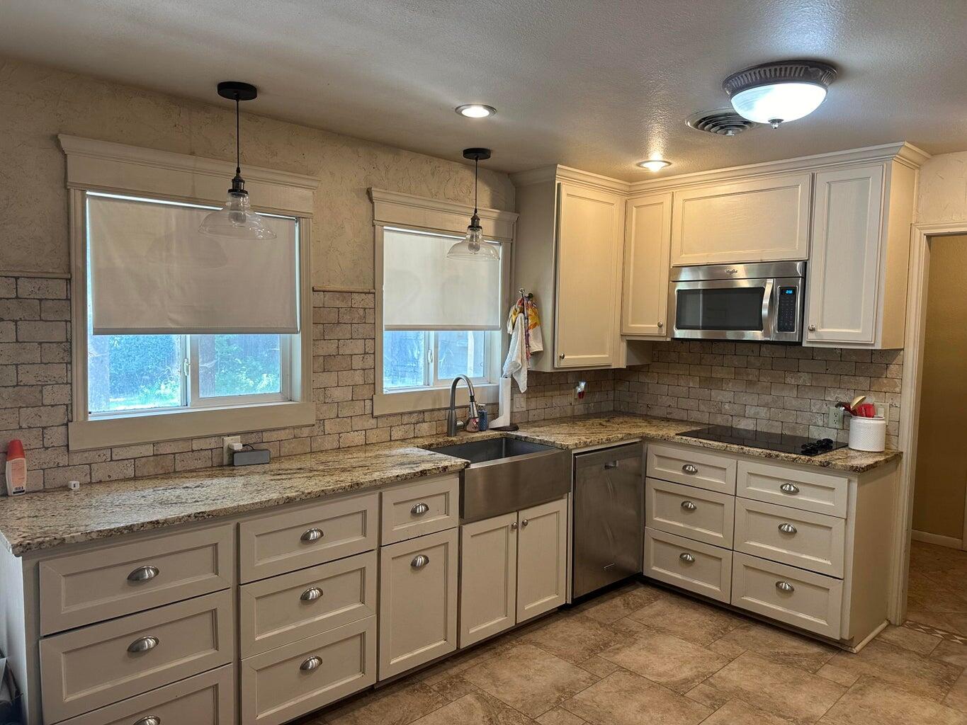 1111 Holliday Drive Plainview, TX 79072 - Photo 7 of 24 7