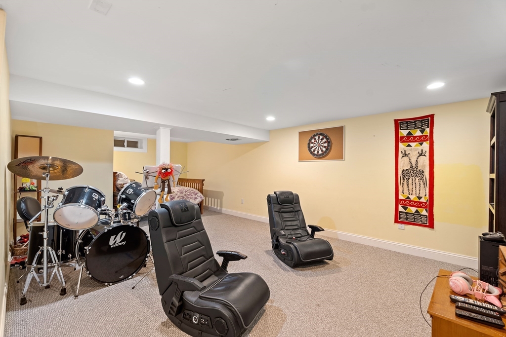 84 Pleasant Street Wenham, MA 01984 - Photo 33 of 38