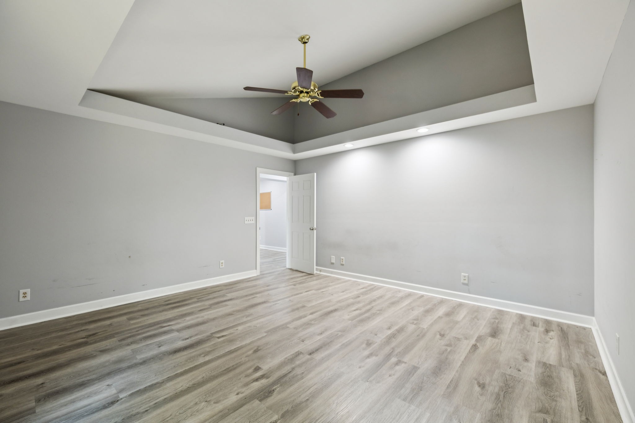 102 Warren Place Dickson, TN 37055 - Photo 34 of 52 wooden floor in an empty room