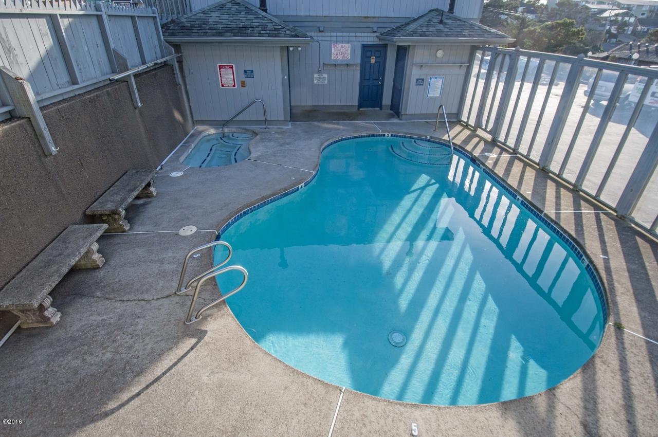 701 Southwest Coast Street Depoe Bay, OR 97341 - Photo 17 of 19 Pool