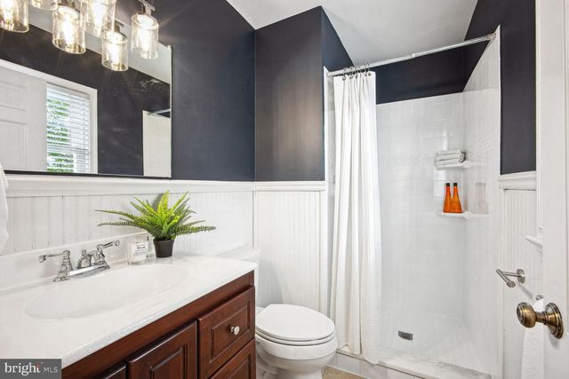 $725,000 | 6008 Hardwick Place, Falls Church, VA 22041