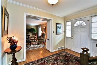 12101 Point Oak Road St. Louis, MO 63131 - Photo 8 of 46 Gallery Image 8