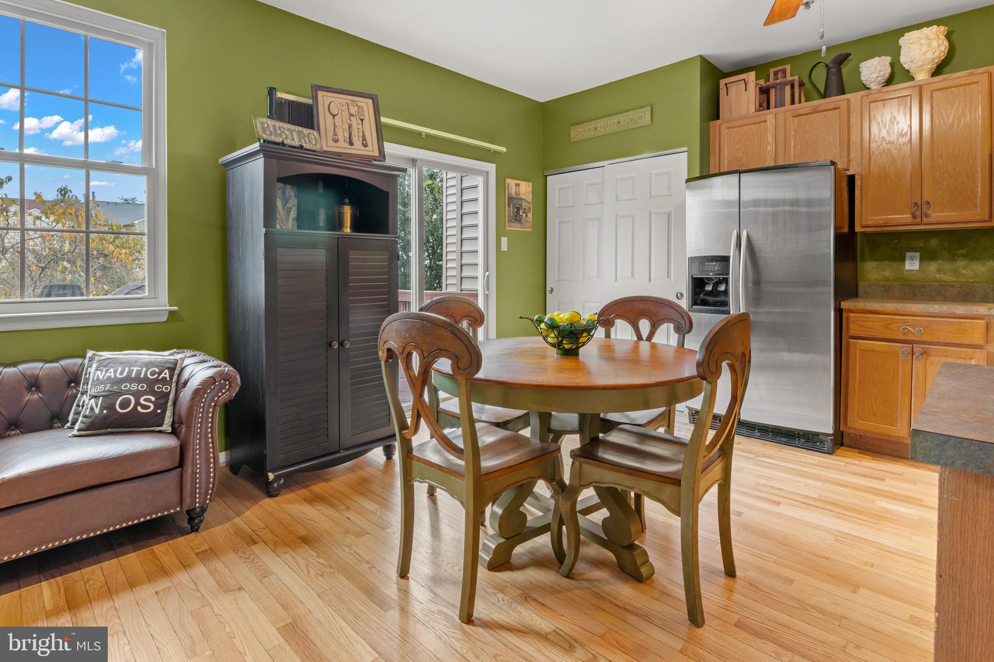 7207 Solar Walk Columbia, MD 21046 - Photo 20 of 56