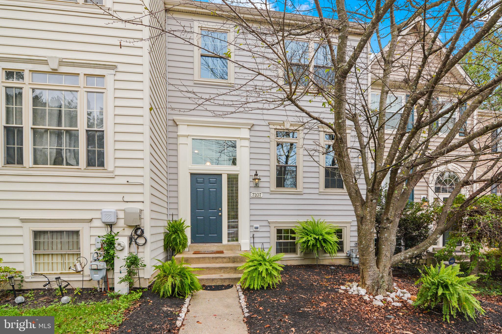 7207 Solar Walk Columbia, MD 21046 - Photo 2 of 56