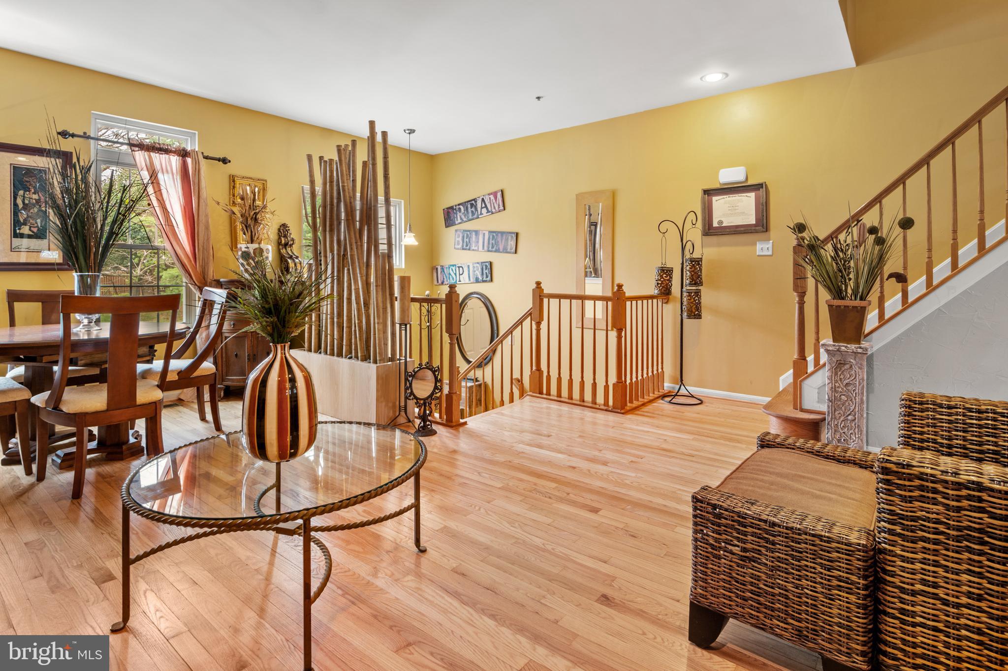 7207 Solar Walk Columbia, MD 21046 - Photo 5 of 56