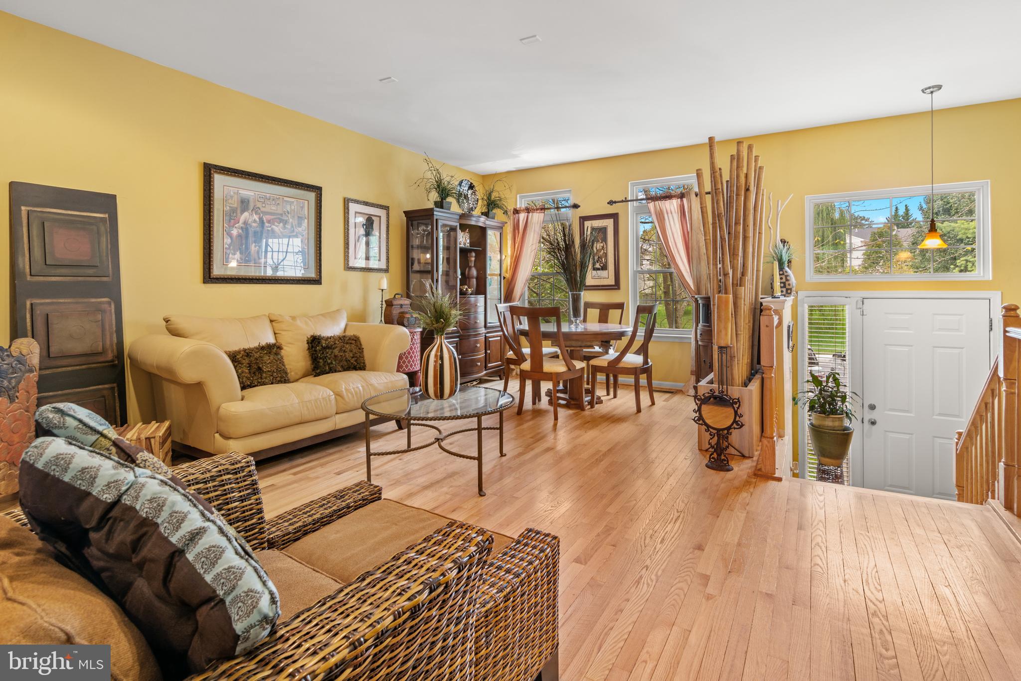 7207 Solar Walk Columbia, MD 21046 - Photo 7 of 56